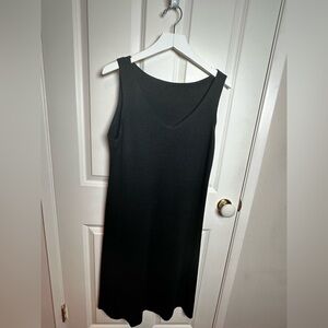 Elegant Black Sleeveless Dress